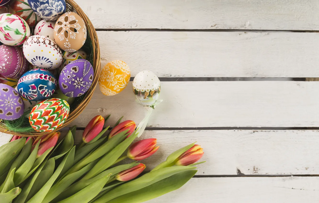 Фото обои Весна, Тюльпаны, Пасха, Яйца, Корзина, Праздник