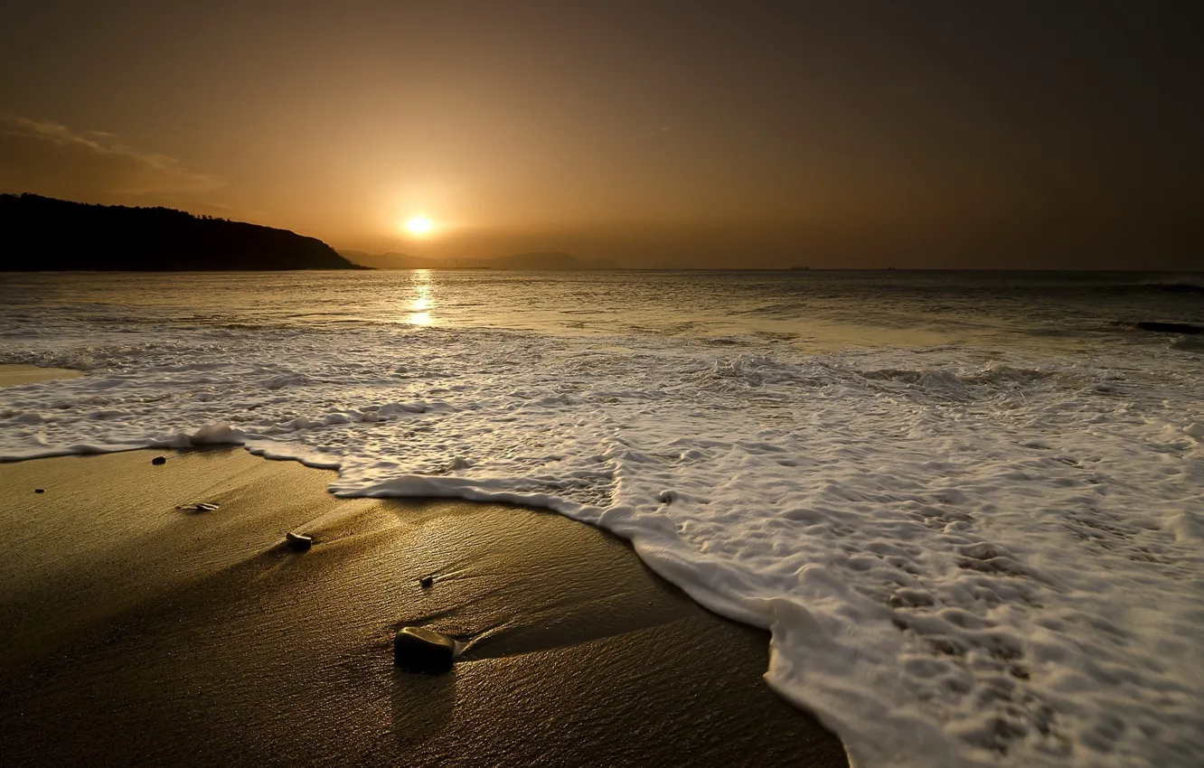 Фото обои песок, море, волны, пейзаж, закат, природа, камни