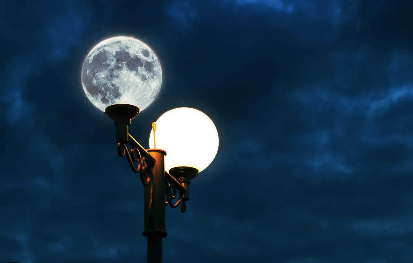 Фото обои космос, ночь, луна, фонарь, ночное небо, картинка луна