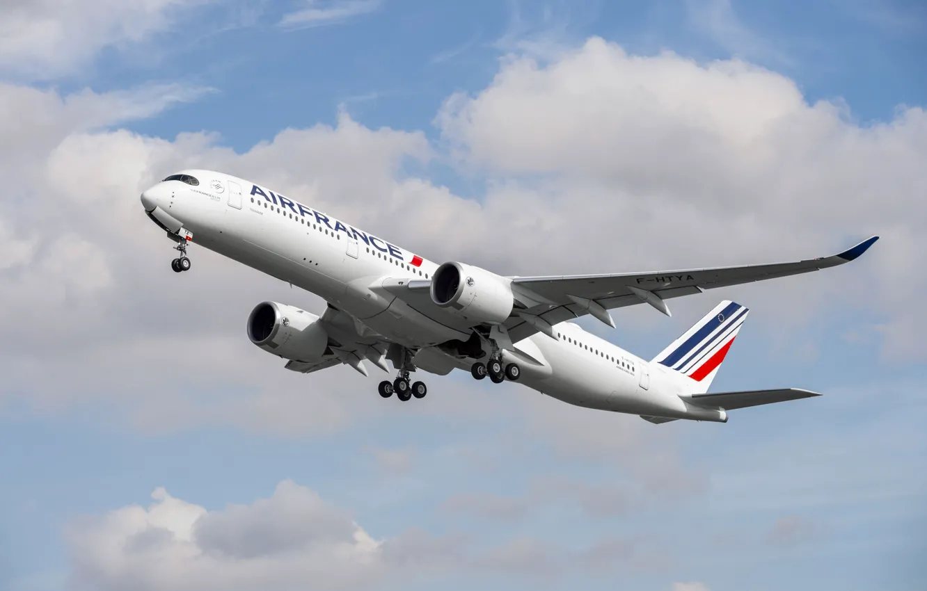 Фото обои Посадка, Airbus, Air France, Крыло, Airbus A350-900, Шасси, Пассажирский самолёт, Airbus A350 XWB