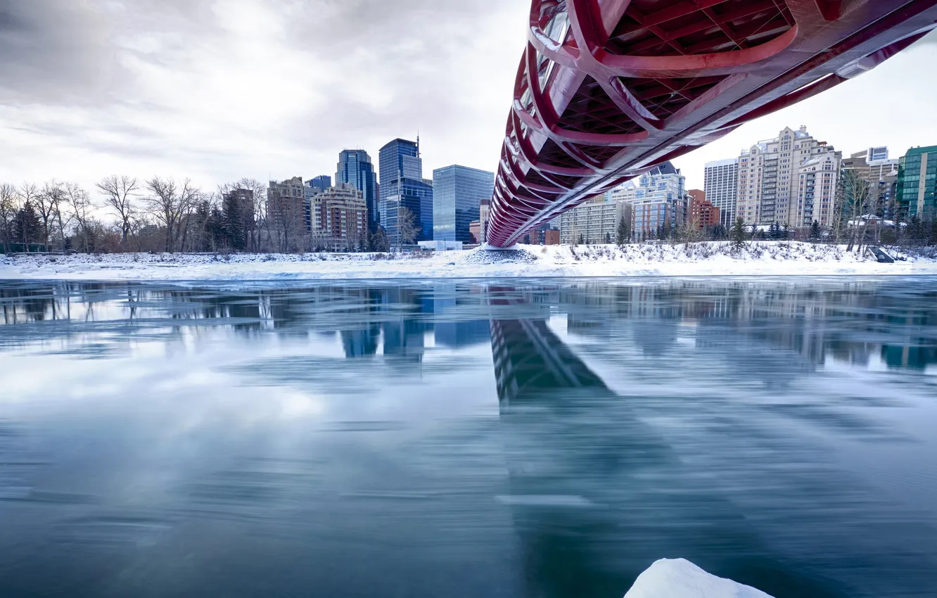 Фото обои зима, мост, река, дома, Канада, Калгари
