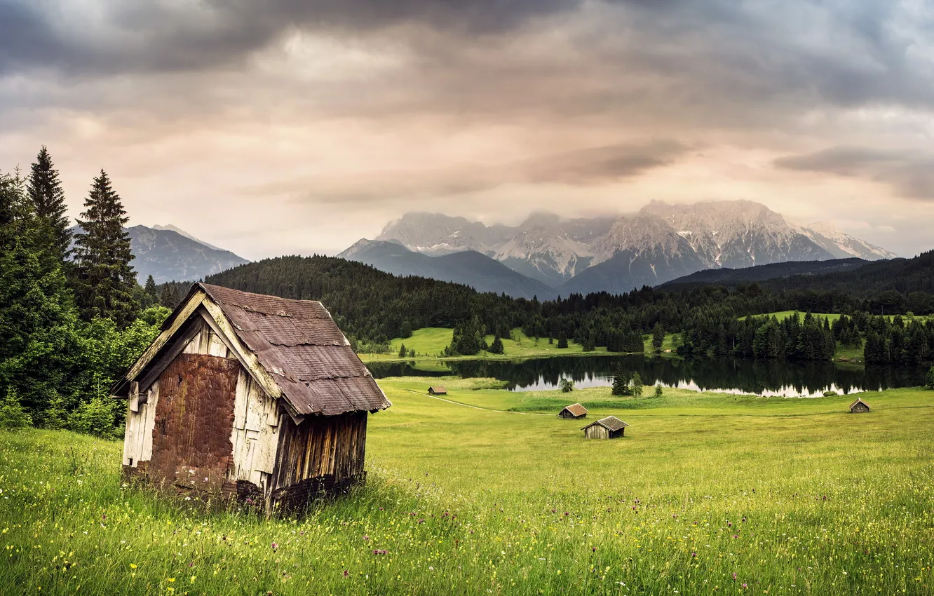 Фото обои пейзаж, горы, дом, долина