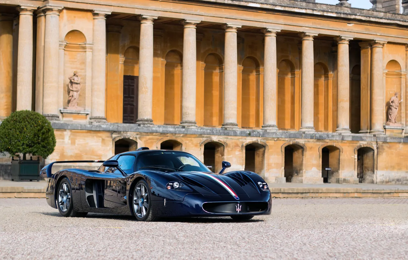 Фото обои авто, отражение, Maserati, здание, Carbon, MC12