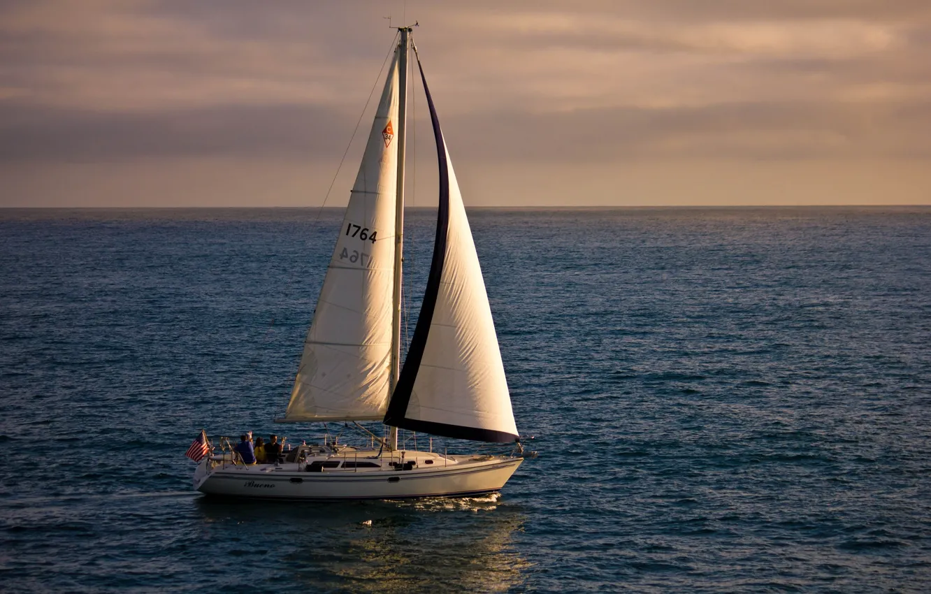 Фото обои океан, яхта, горизонт, Калифорния, паруса, Pacific Ocean, California, Тихий океан