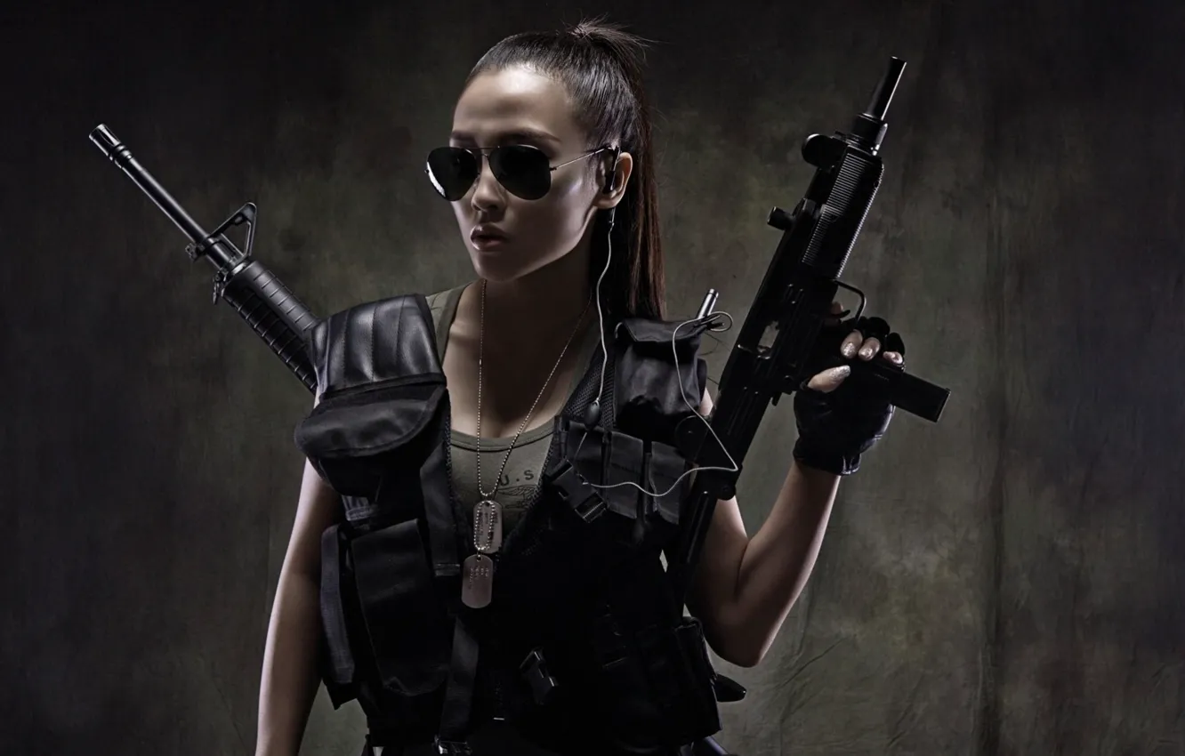 Фото обои девушка, оружие, автомат, girl, warrior, uzi