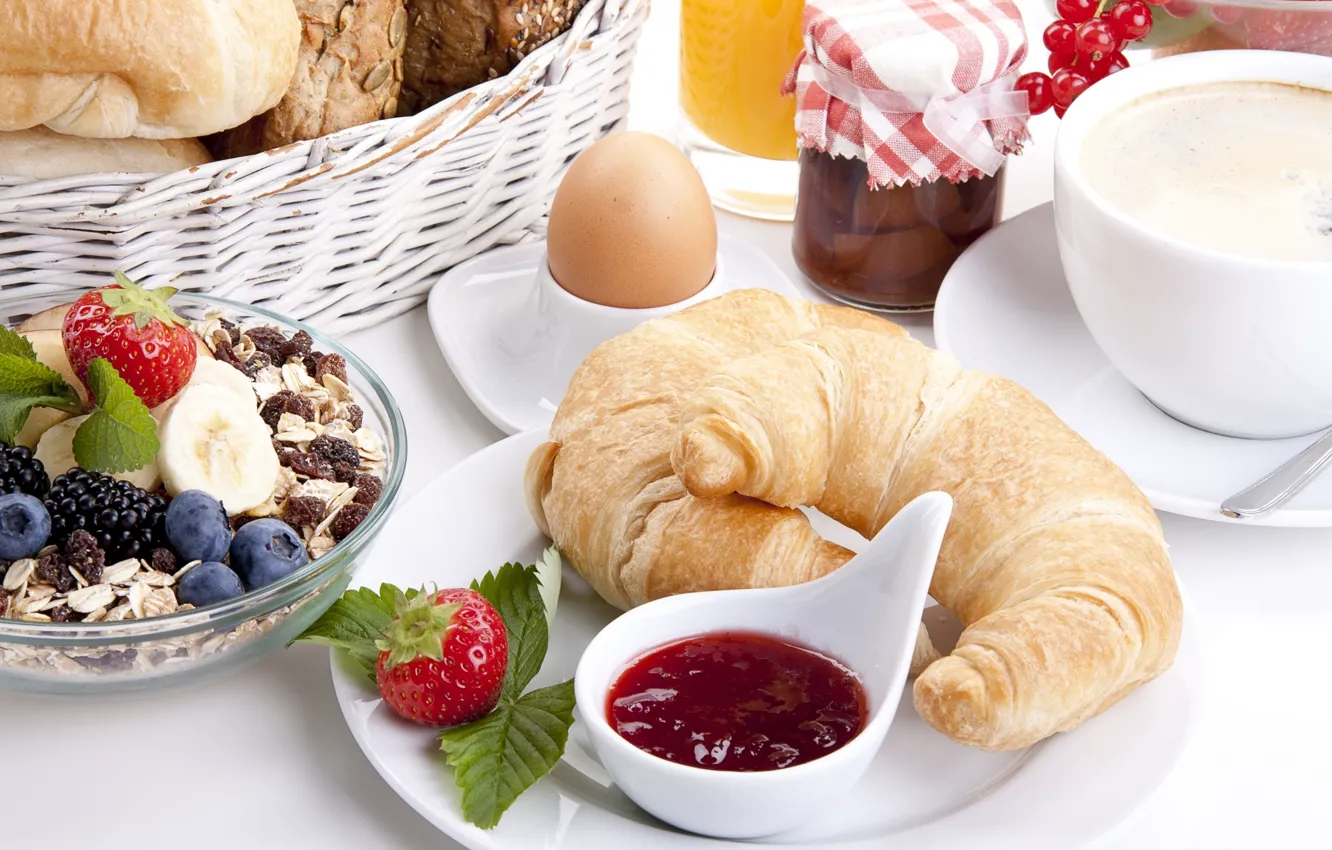Фото обои ягоды, завтрак, джем, хлопья, изюм, круассаны, овсянка