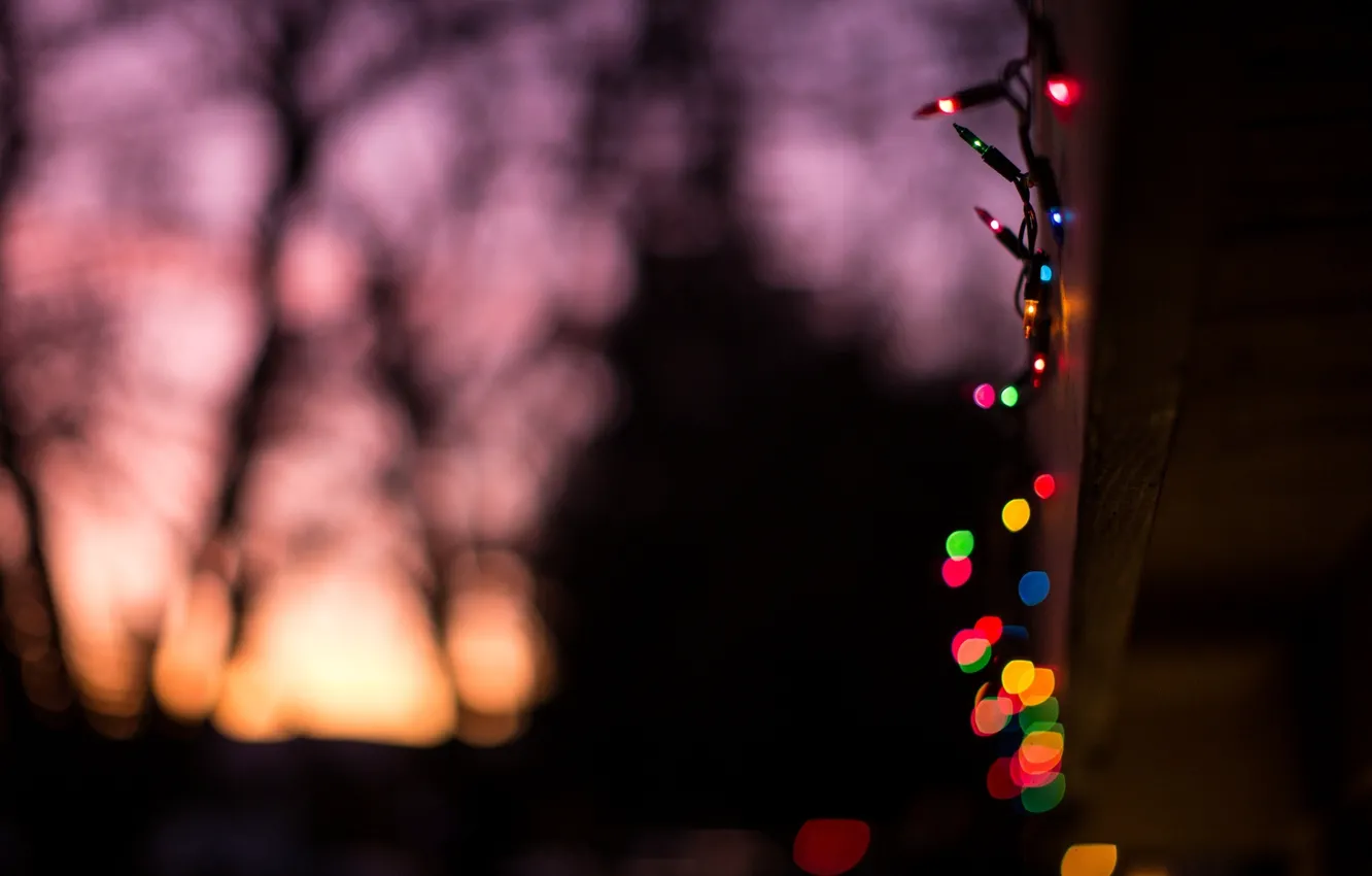 Фото обои огни, фон, праздник, widescreen, обои, настроения, новый год, размытие