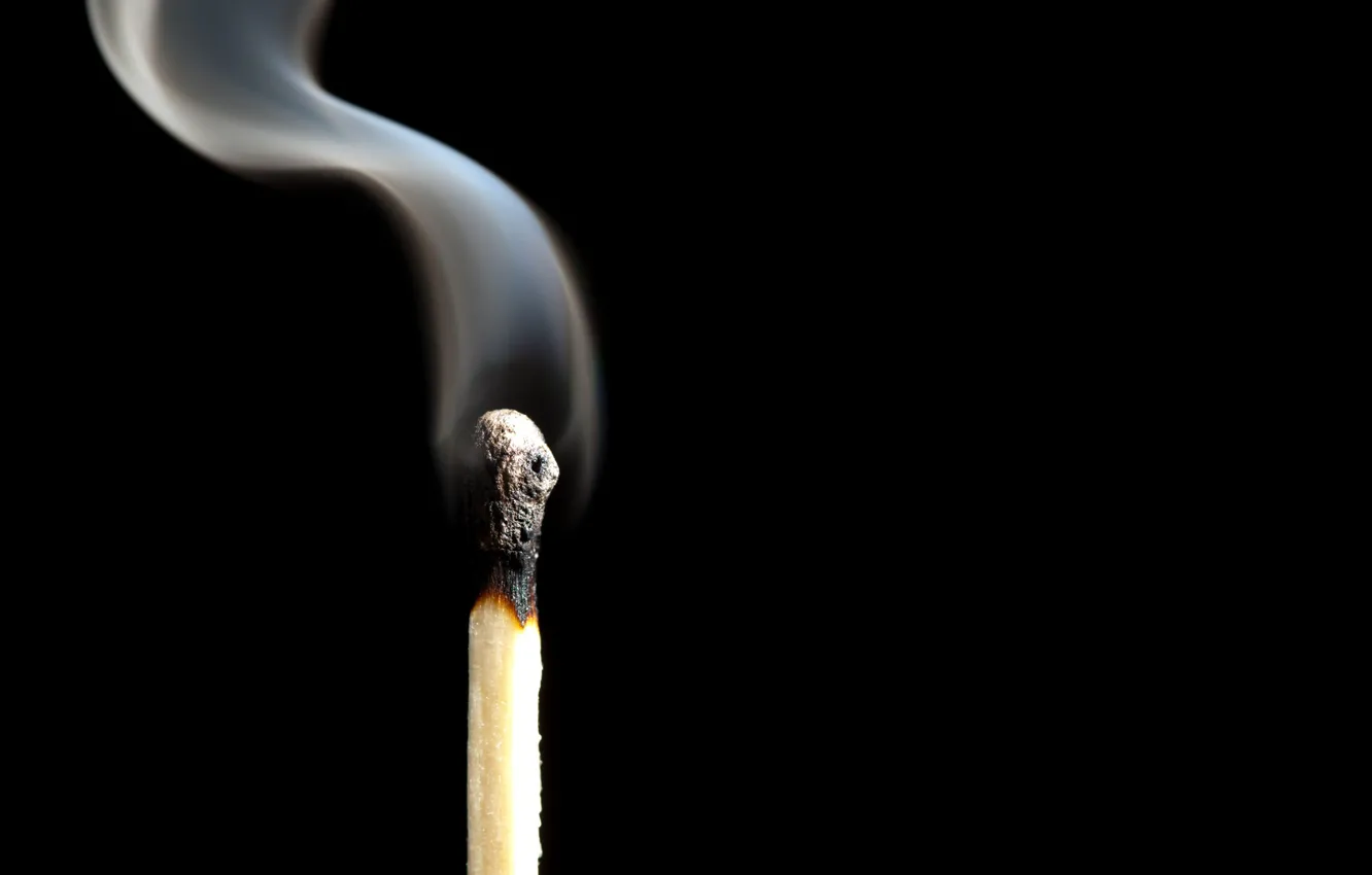 Фото обои smoke, match, phosphorus