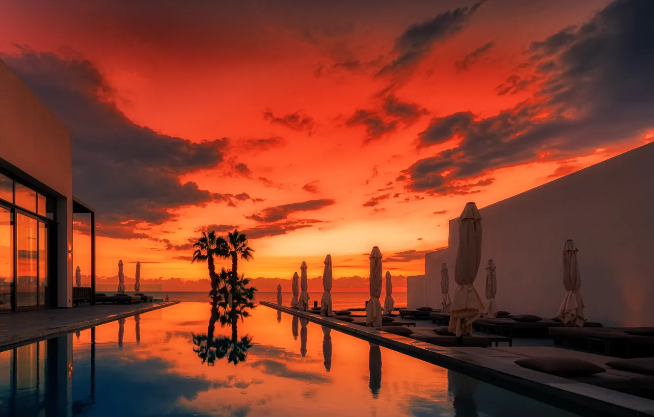 Фото обои colors, colorful, red, pool, sunset, clouds, dusk, cyprus