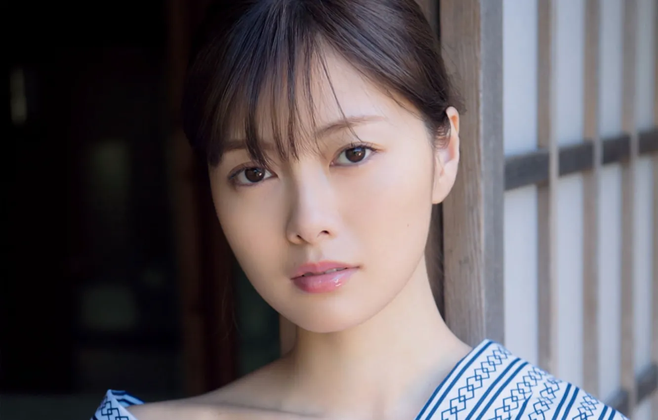 Фото обои girl, beautiful, pretty, lips, face, brunette, asian, attractive