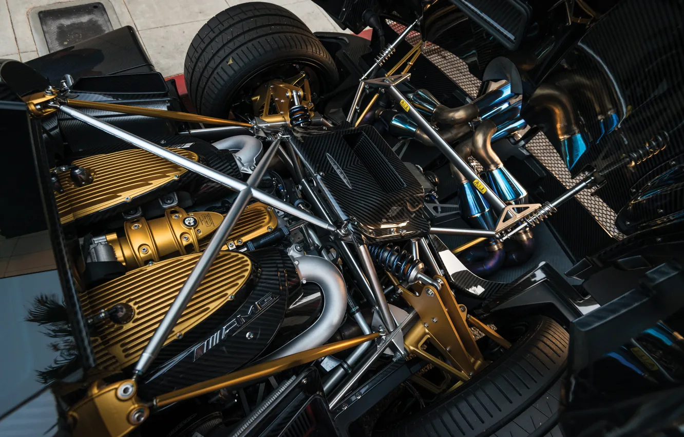 Фото обои Pagani, V12, Huayra, engine, Pagani Huayra