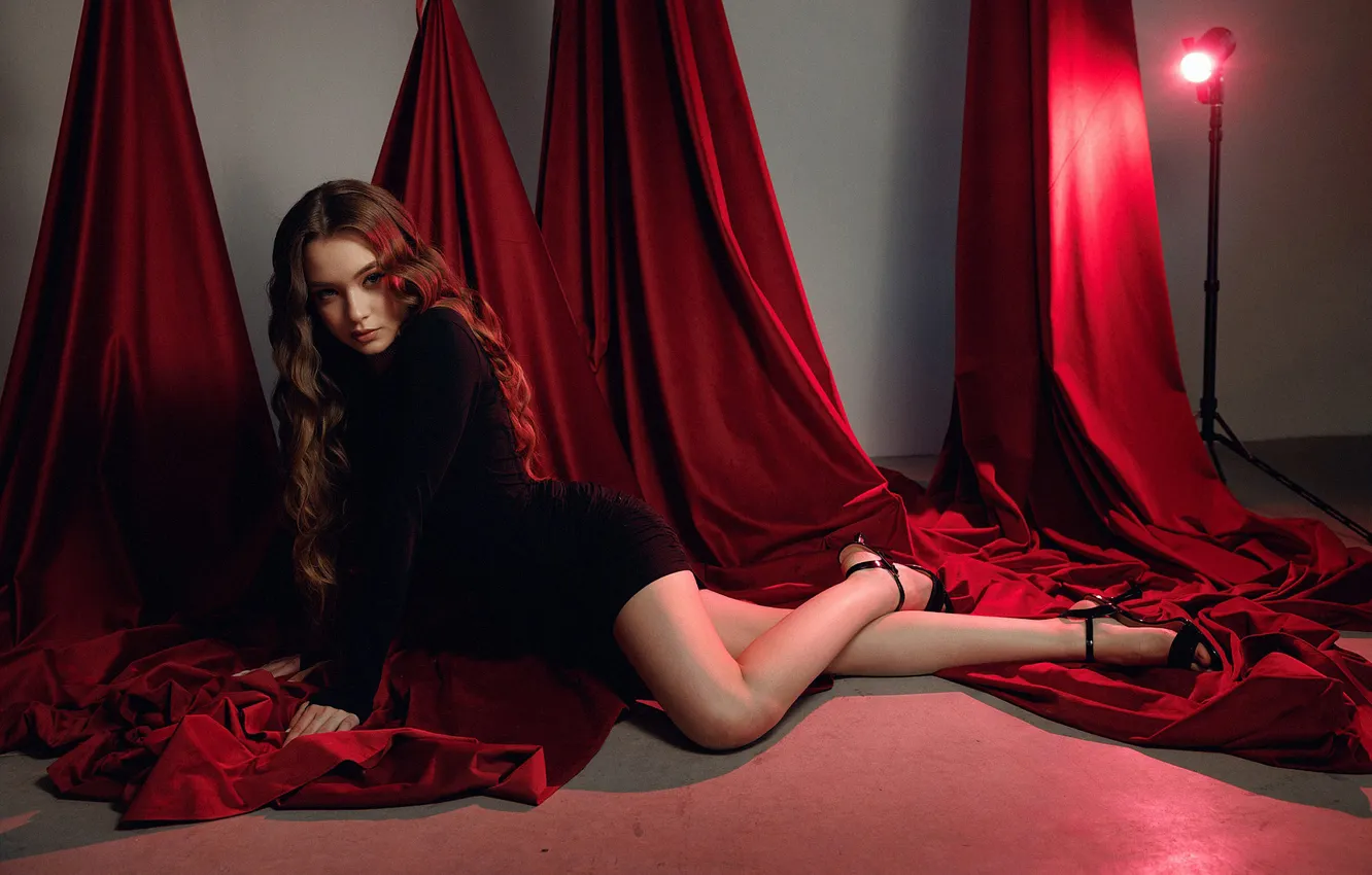 Фото обои red light, women, curtains, wavy hair, black clothing, Ivan Vedernikov
