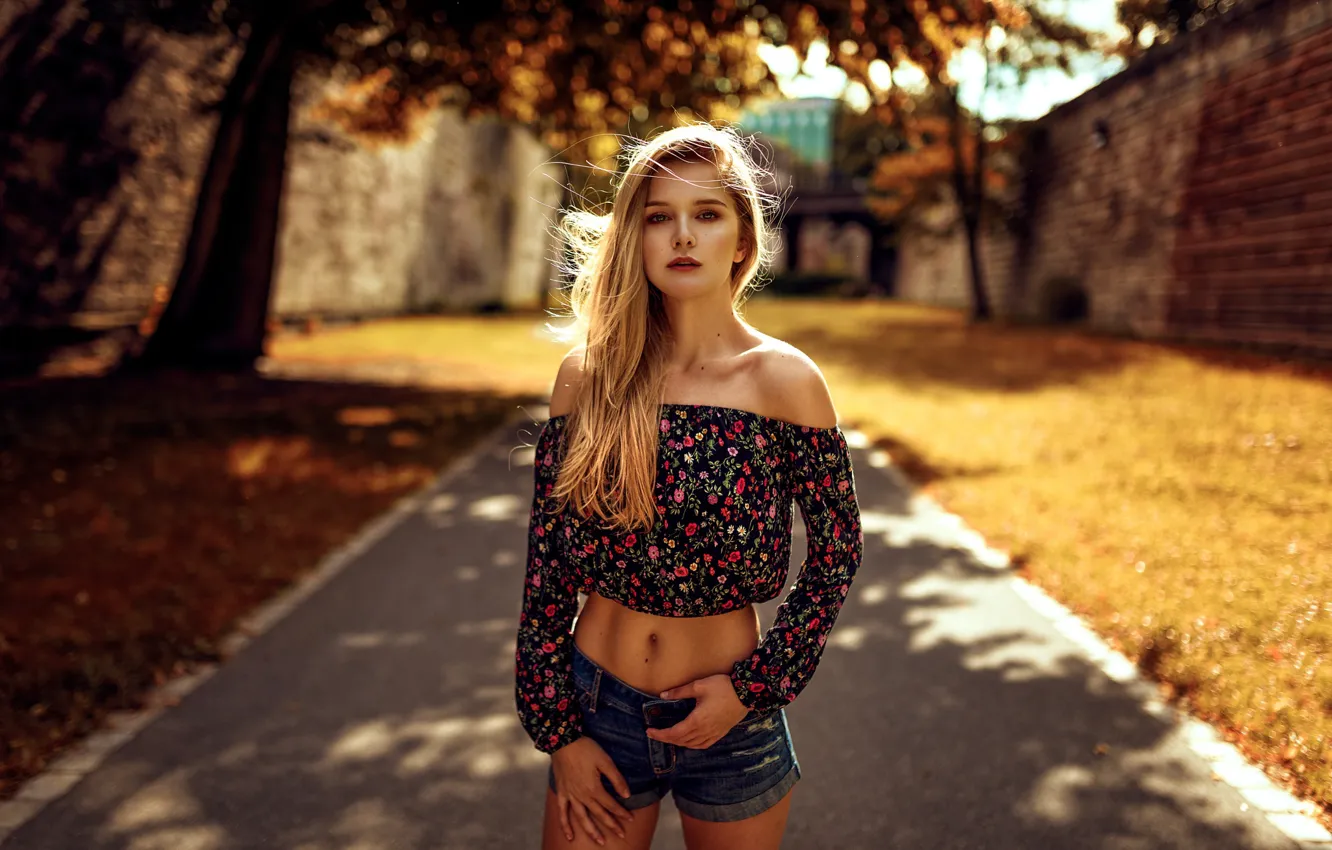 Фото обои девушка, модель, майка, блондинка, light, summer, красивая, young