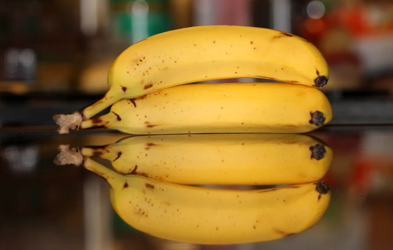 Фото обои отражение, бананы, фрукты