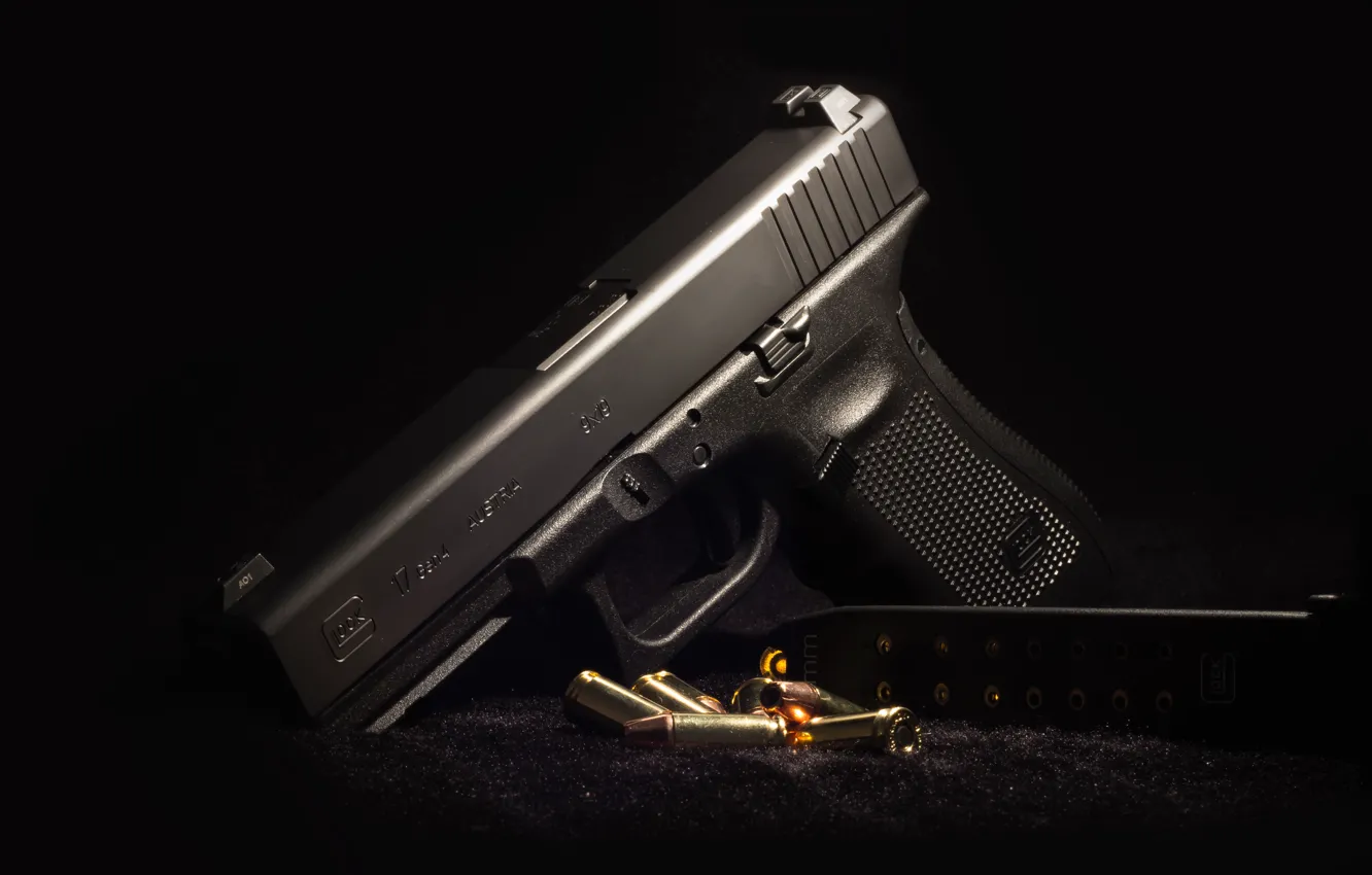 Фото обои фон, Австрия, патроны, Glock 17, самозарядный пистолет