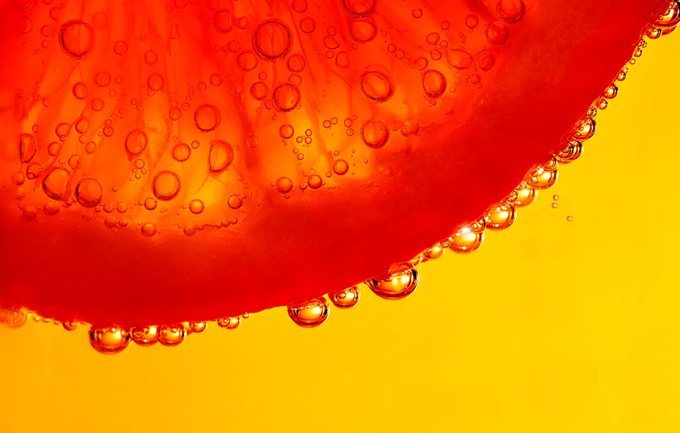 Фото обои вода, пузырьки, апельсин, долька