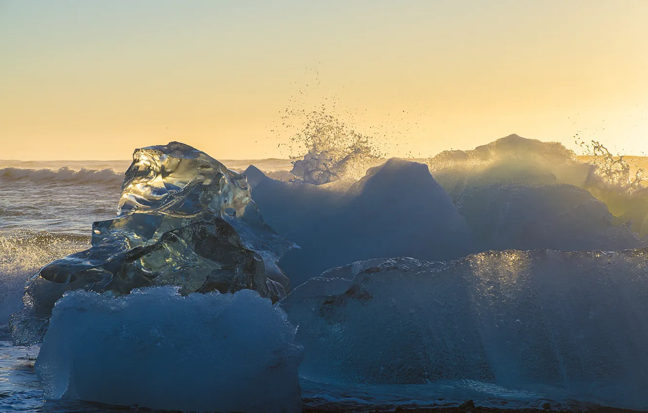 Фото обои waves, ice, beach, sea, ocean, sunset, splash, sunlight