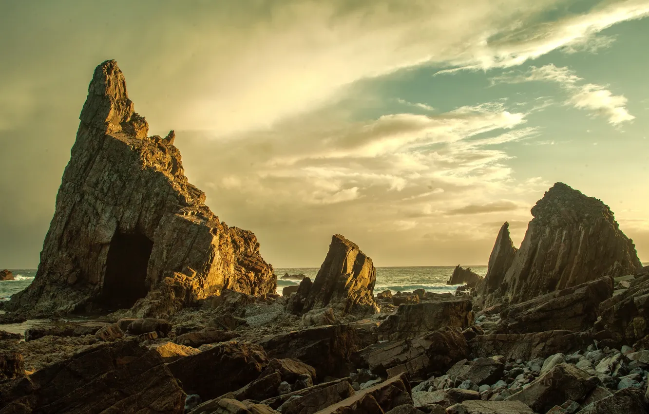 Фото обои beach, nature, water, clouds, rocks, scenery, shore, stone island