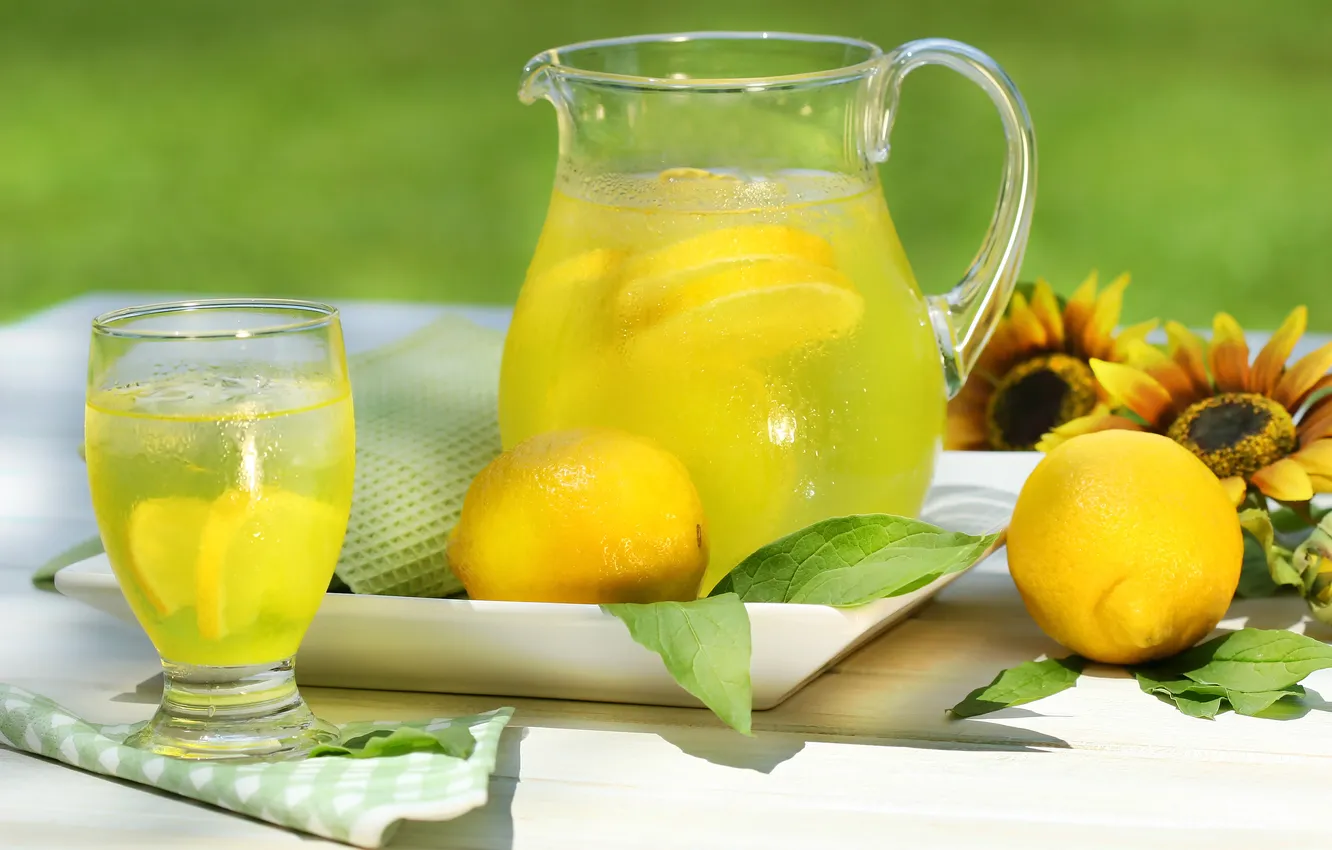 Фото обои стакан, лимон, подсолнух, кувшин, Лимонад