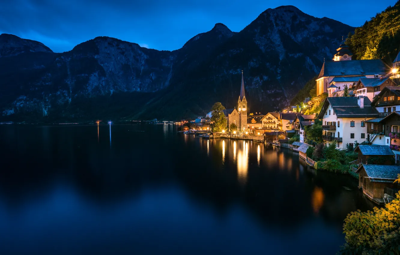 Фото обои горы, ночь, озеро, здания, дома, Австрия, Альпы, городок