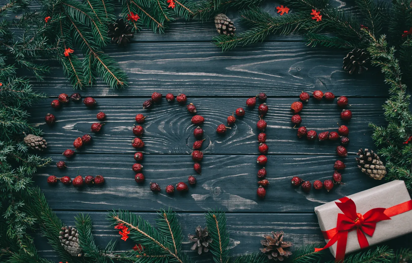 Фото обои ягоды, фон, елка, Новый Год, Рождество, Christmas, wood, New Year