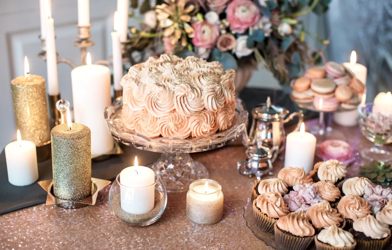 Фото обои цветы, стиль, свечи, торт, крем, винтаж, пирожные