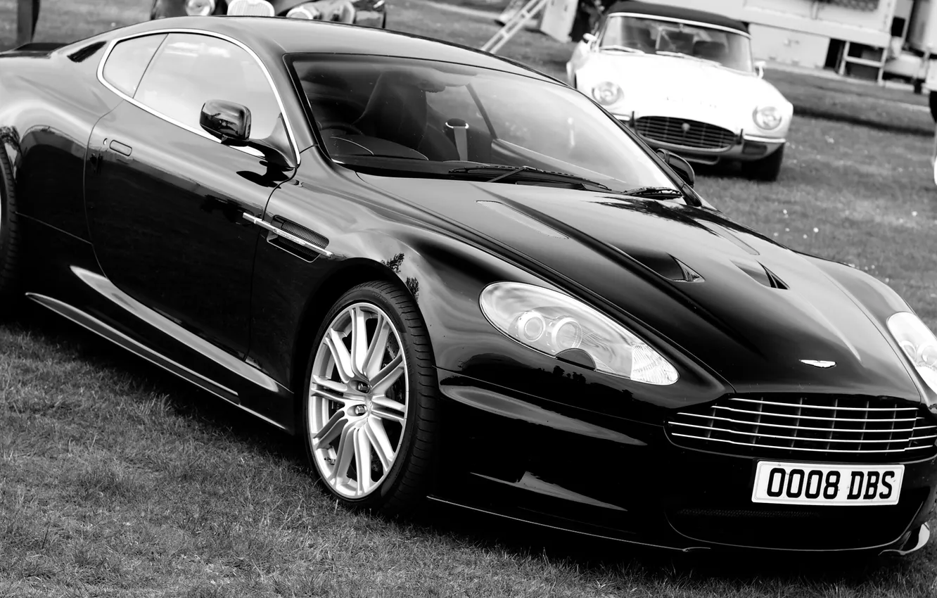 Фото обои DBS, Aston, Martin, чорно белое