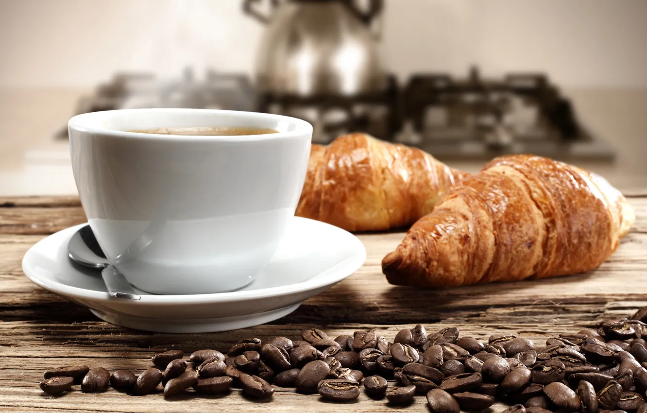 Фото обои кофе, чайник, кофейные зерна, круассаны