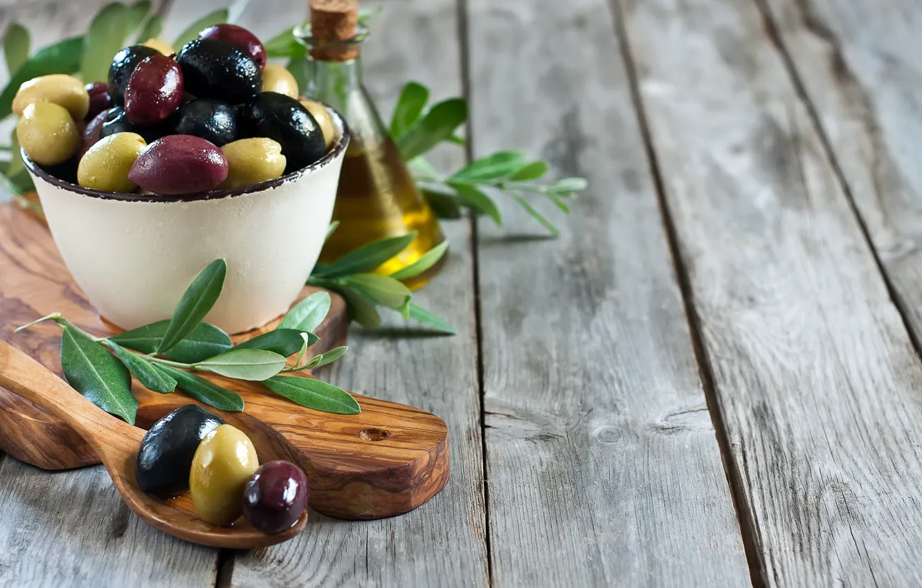 Фото обои ложка, миска, оливки, листики, leaves, spoon, оливковое масло, olives
