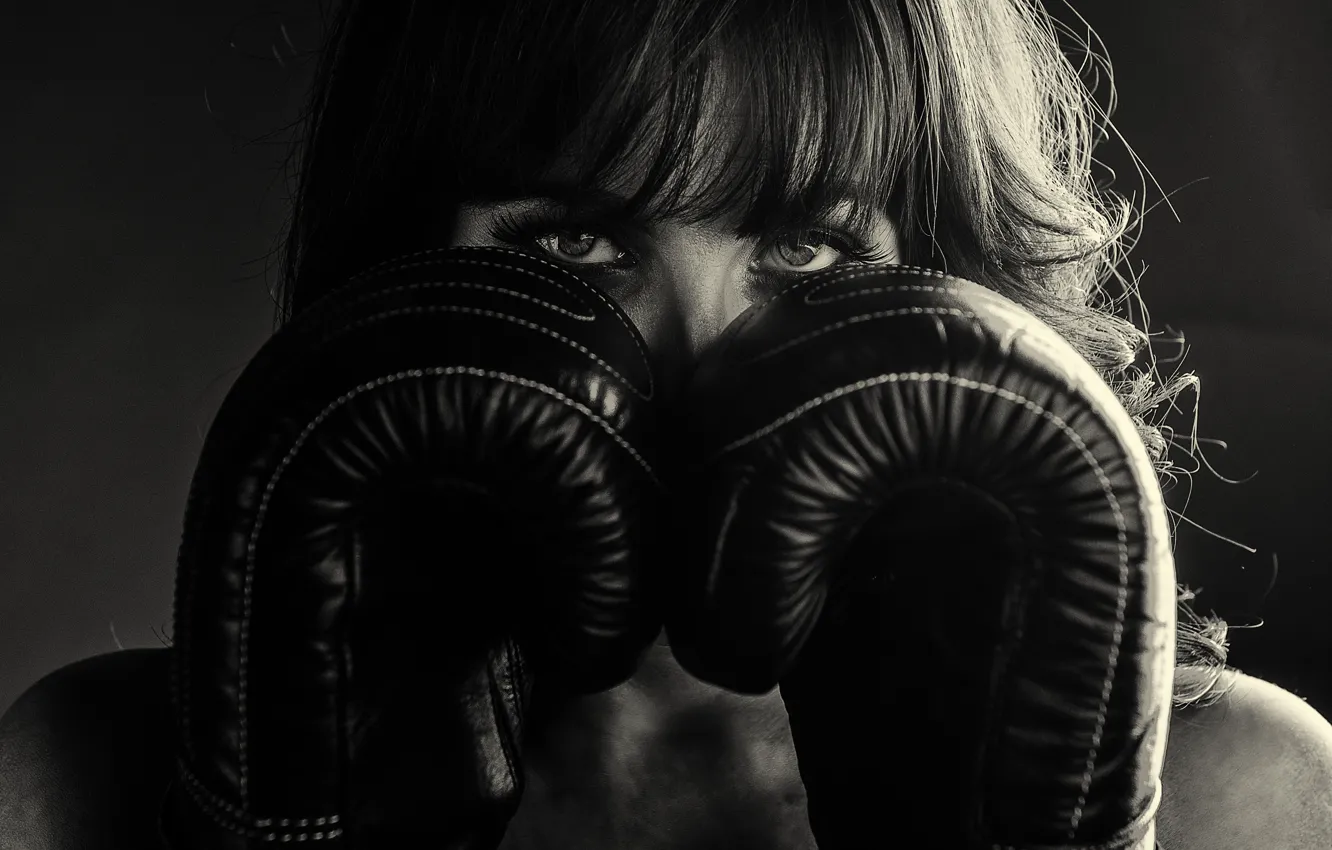 Фото обои девушка, перчатки, girl, gloves, Mark Stewart