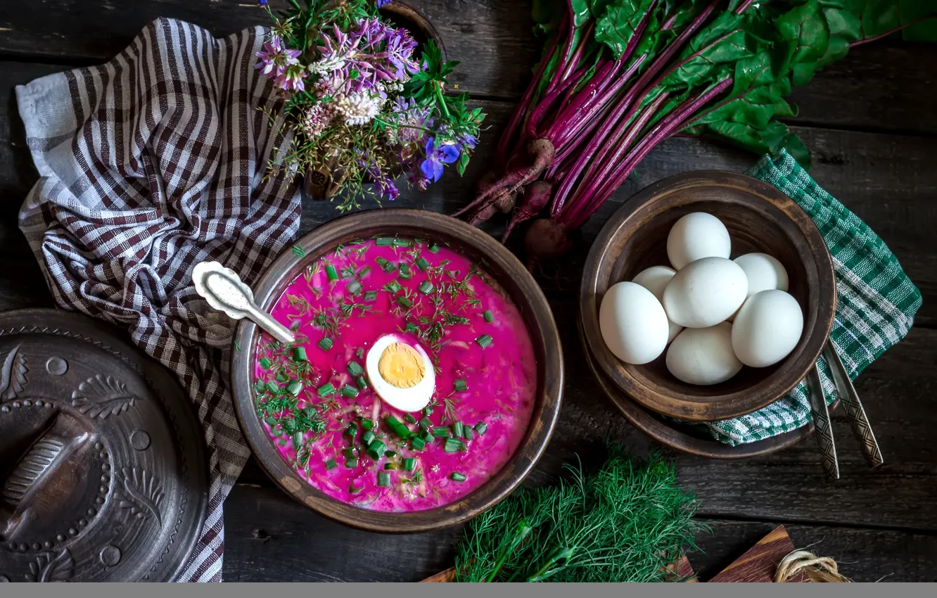 Фото обои яйца, ботва, укроп, суп, натюрморт, свекла, свекольник
