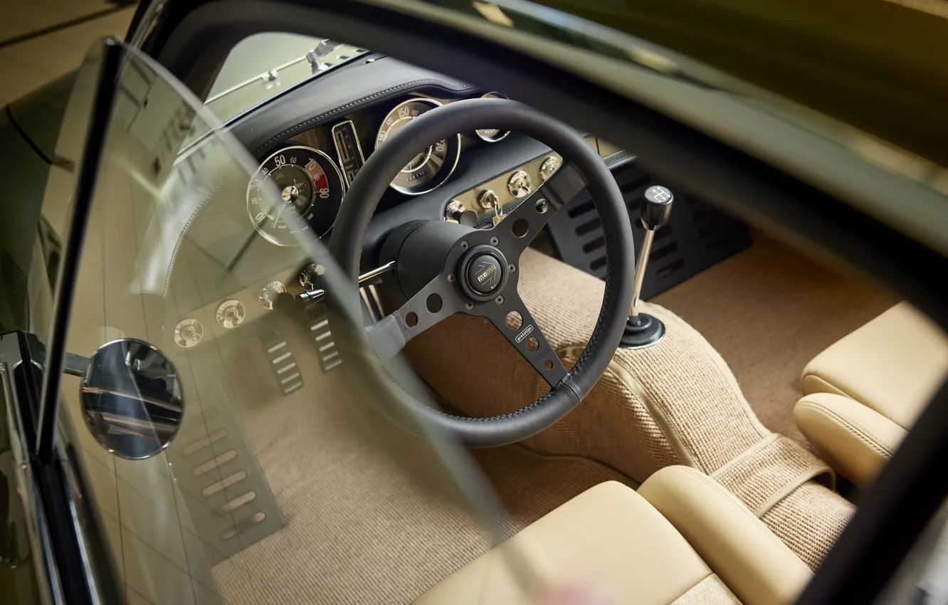 Фото обои Volvo, steering wheel, dashboard, P1800, 2024, Volvo P1800 Cyan GT