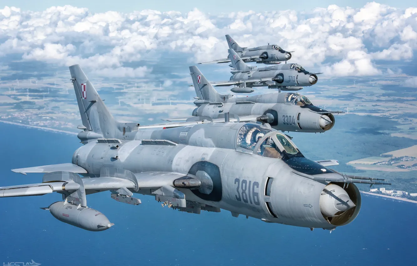 Фото обои Облака, Море, Берег, Фонарь, Истребитель-бомбардировщик, Пилот, Кокпит, Су-22