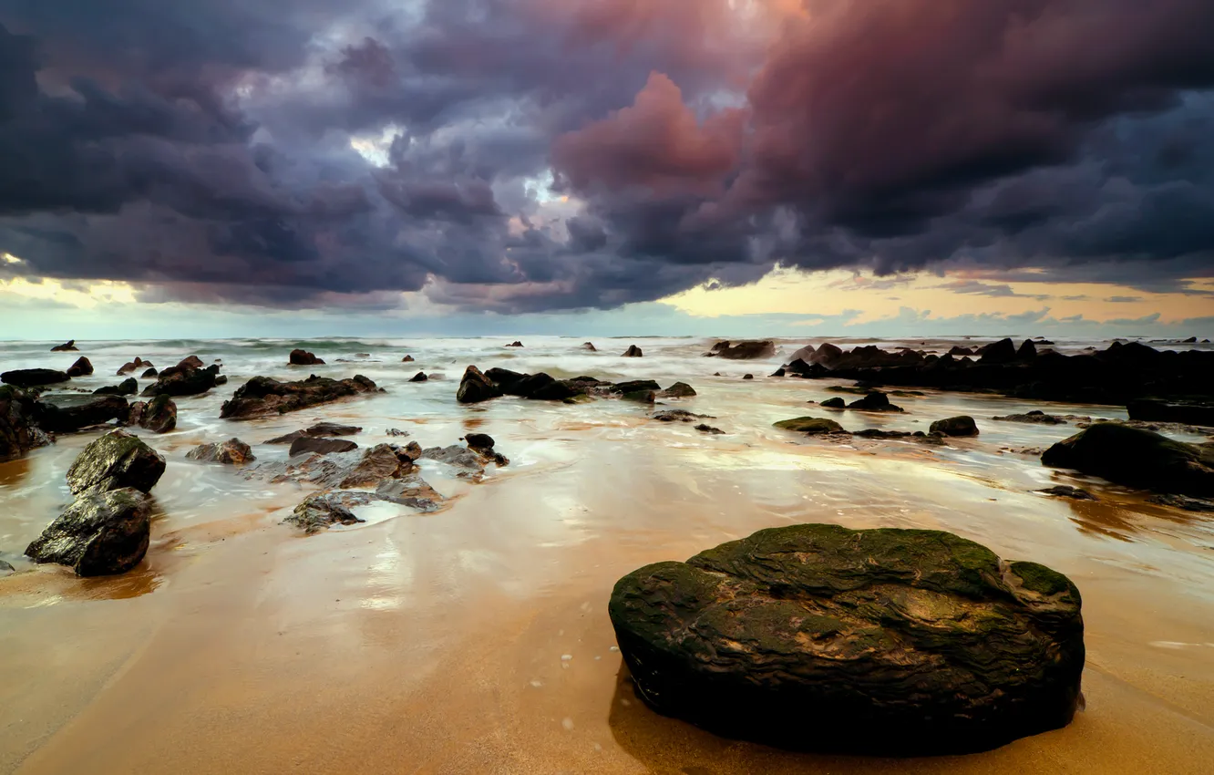 Фото обои море, пляж, небо, камни