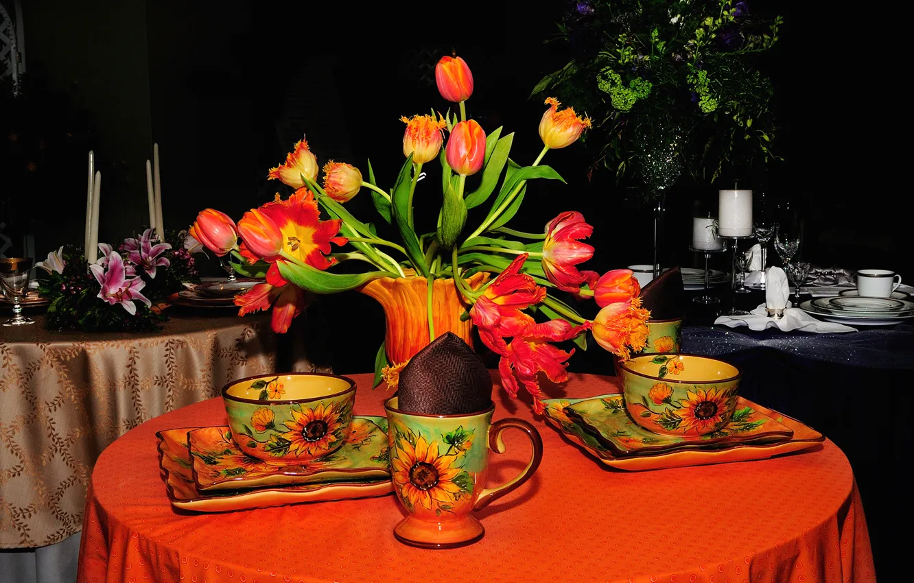 Фото обои цветы, стол, букет, тарелка, чашка, тюльпаны, натюрморт, сервиз