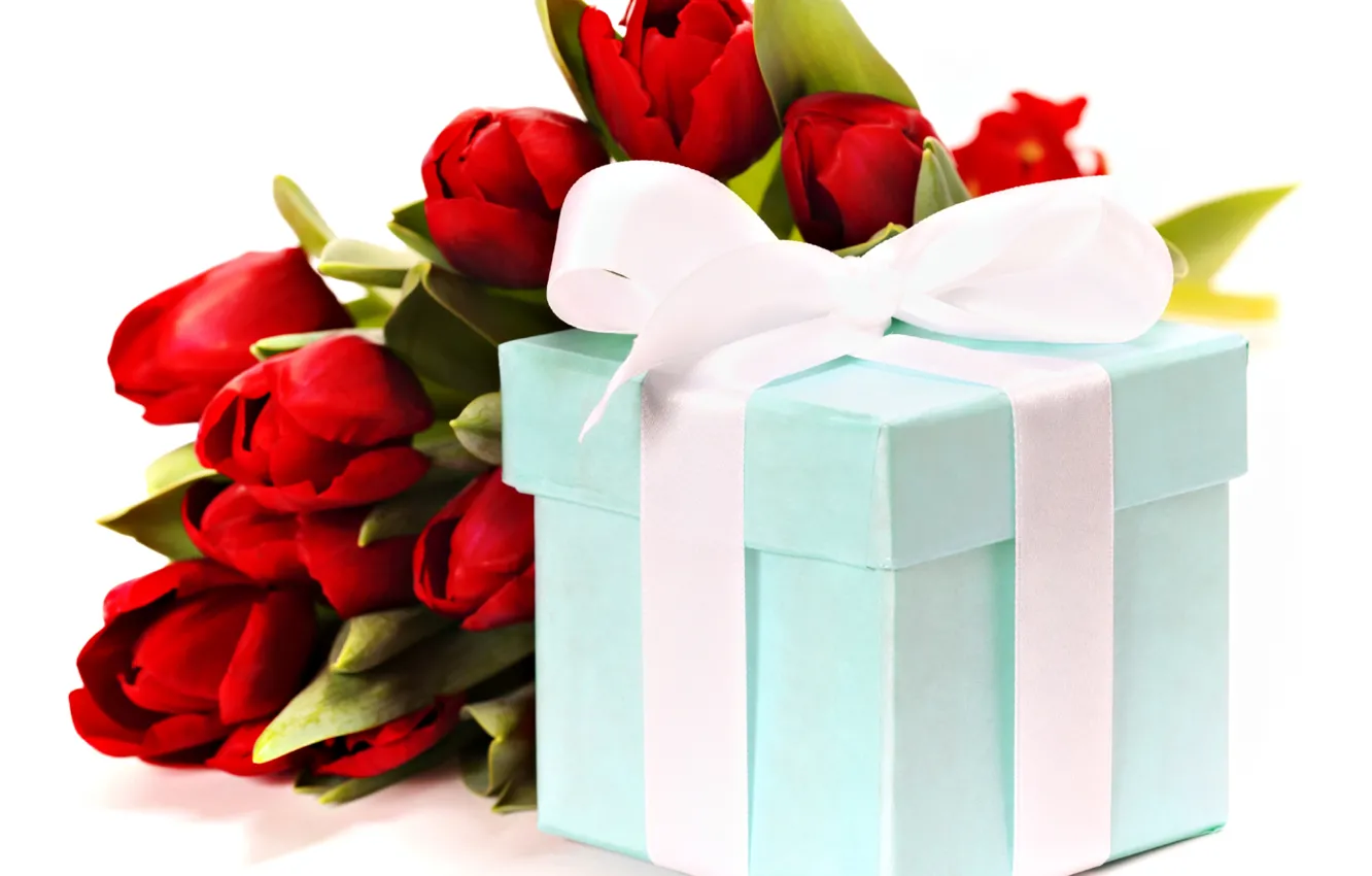 Фото обои праздник, подарок, букет, лента, тюльпаны, красные, Natalia Klenova