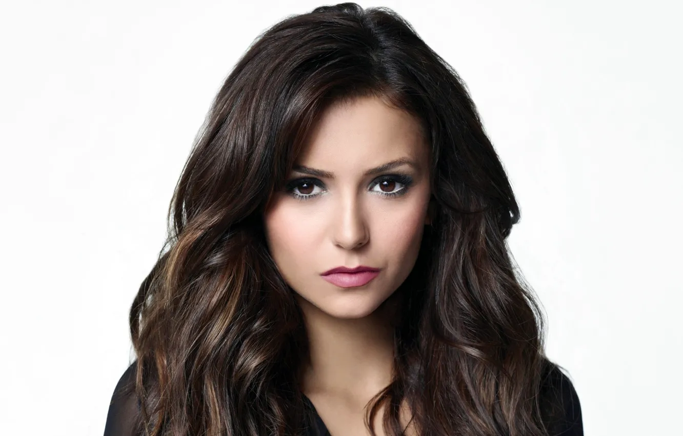 Фото обои девушка, лицо, волосы, макияж, актриса, брюнетка, сериал, Nina Dobrev