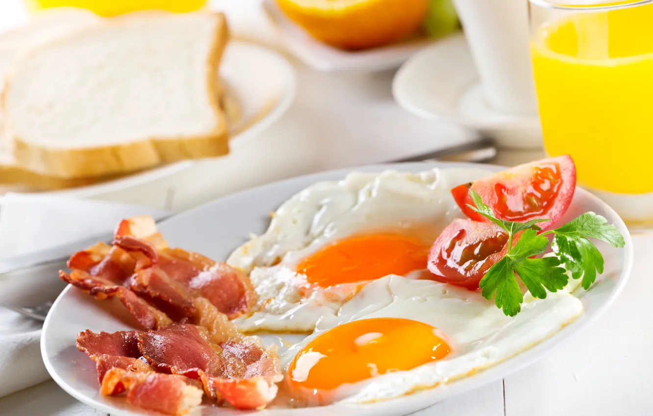 Фото обои зелень, завтрак, яичница, помидор, бекон, tomatoes, greens, Breakfast