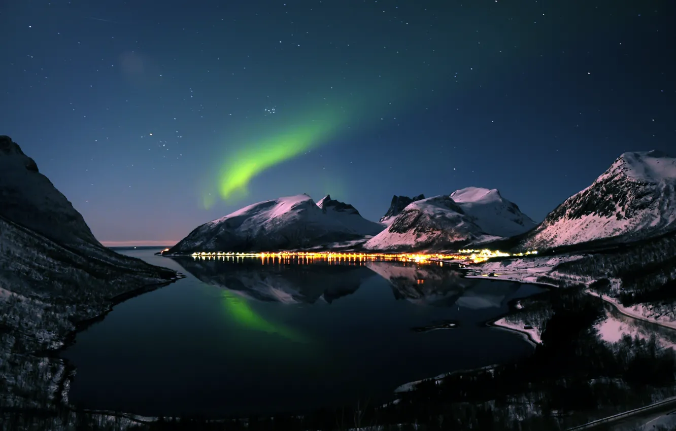 Фото обои зима, горы, ночь, северное сияние