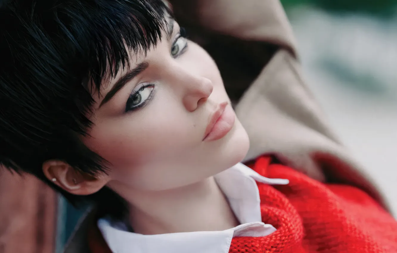 Фото обои girl, brunette, look, actress, Short Haircut, Dove Cameron