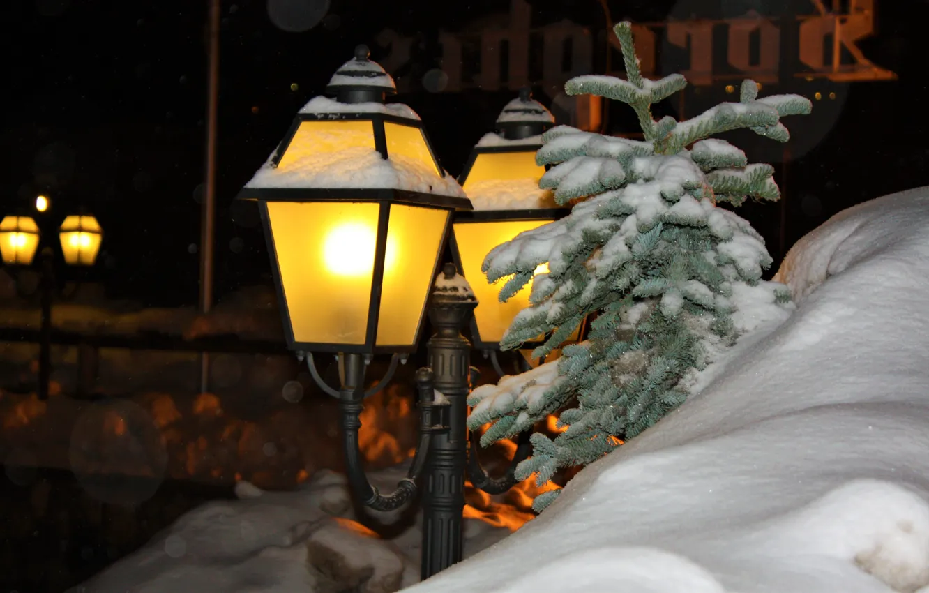 Фото обои зима, снег, ночь, Альпы, фонарь, Канацеи