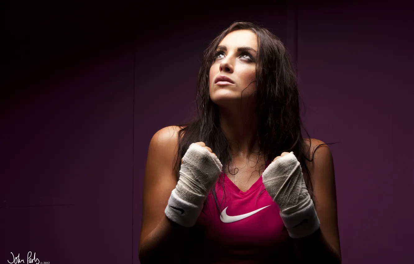Фото обои woman, Nike, boxing