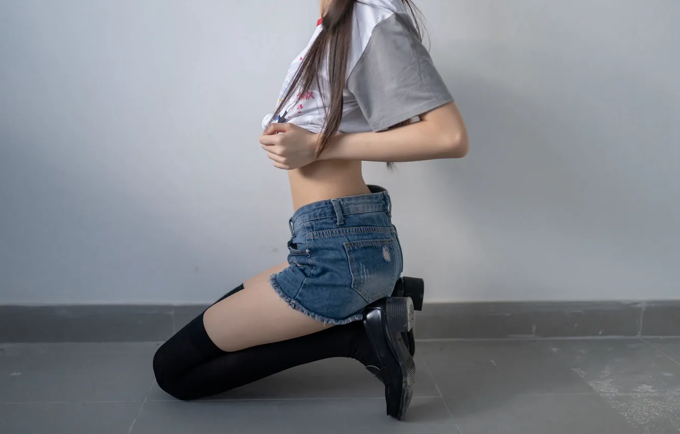 Фото обои Denim, Jeans, Shorts, Socks, Tee, Faceless