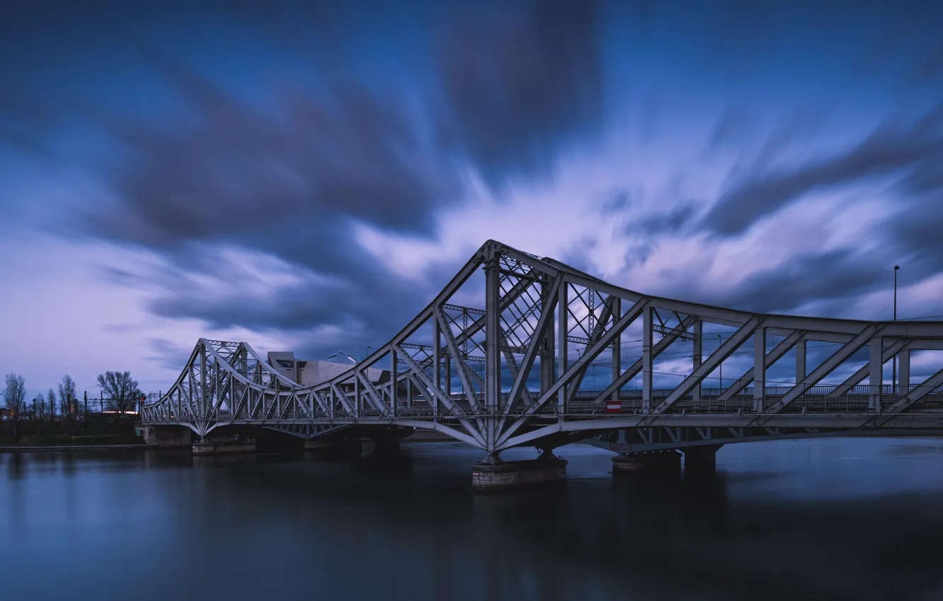 Фото обои Lyon, longexposure, blue hour explosion, Pont de la mulatière