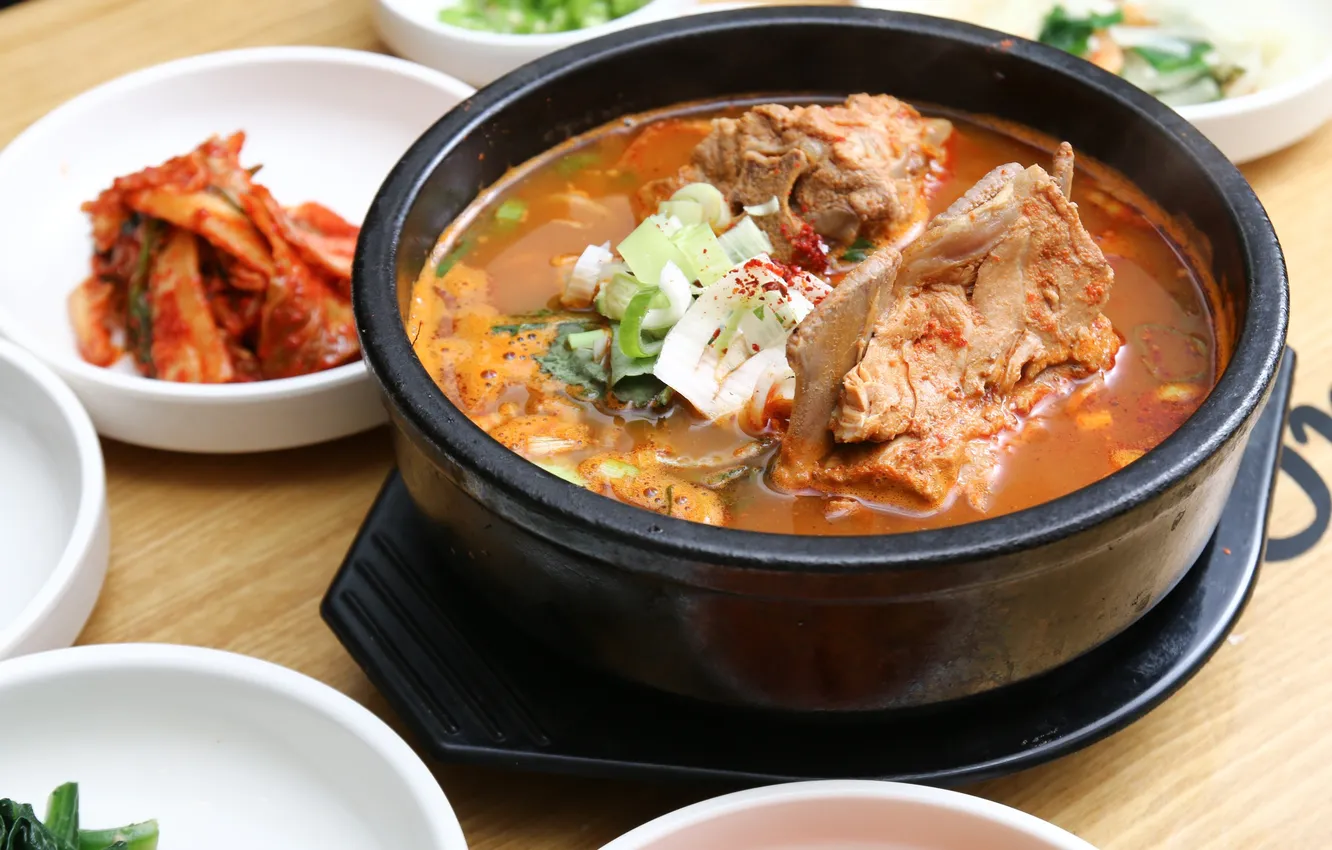 Фото обои side, food, soup, korea, korean, pig, spice, meal