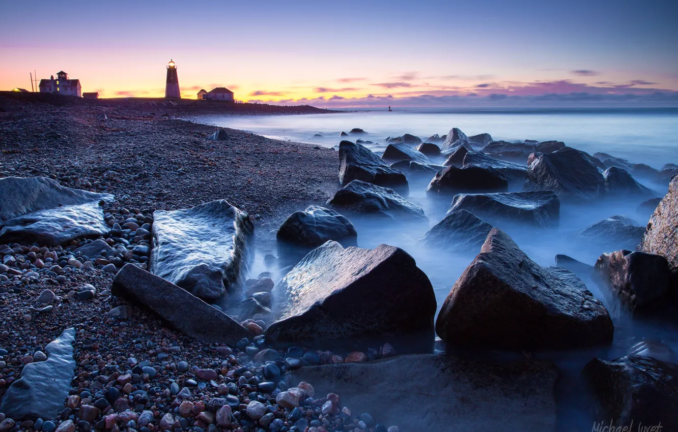 Фото обои Вода, Море, Маяк, Берег, Камни, Домики, Галька, Валуны