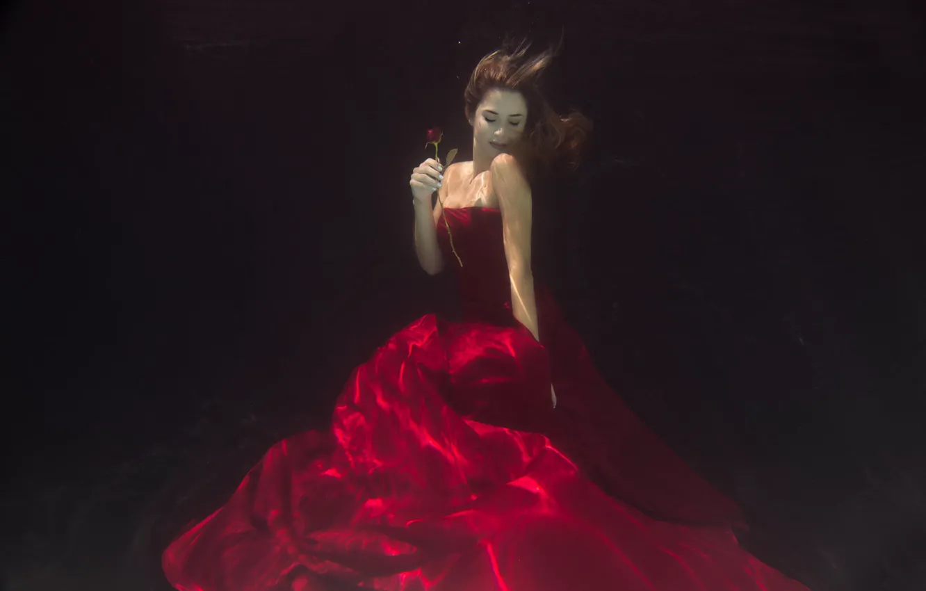 Фото обои ВОДА, ЦВЕТОК, ПЛАТЬЕ, РОЗА, ву Gabriela Slegrova Solms
