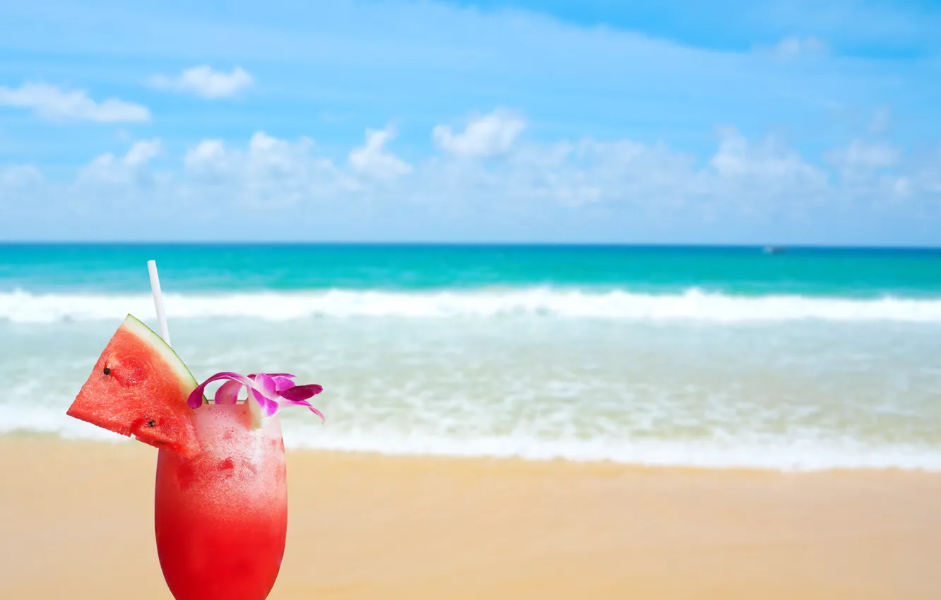 Фото обои песок, море, волны, пляж, лето, арбуз, коктейль, summer