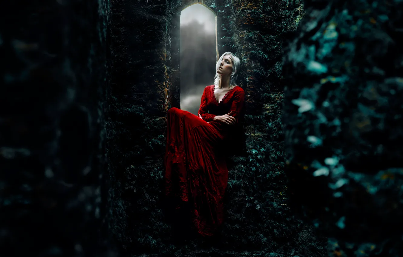 Фото обои девушка, замок, красное платье, medieval, Kindra Nikole