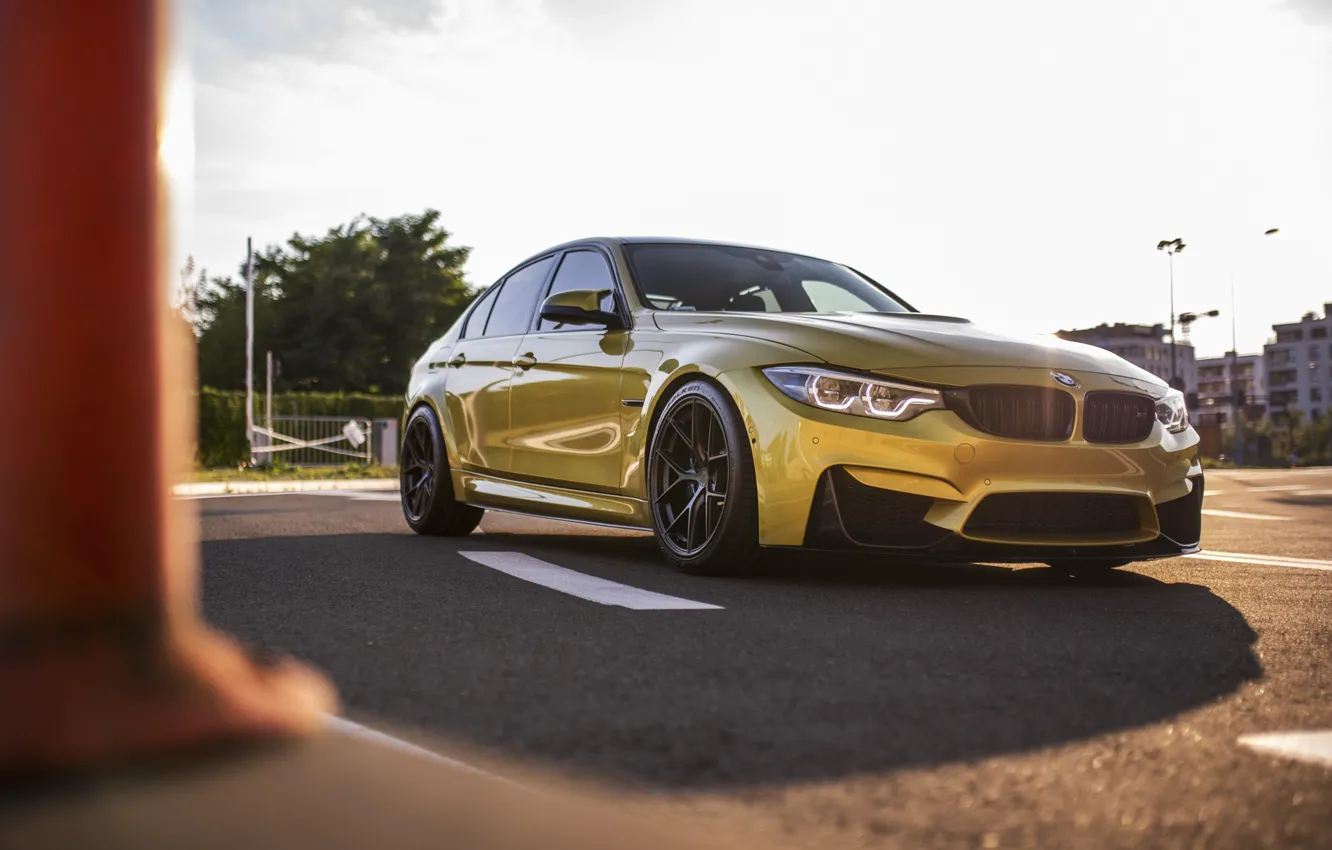 Фото обои Yellow, Parking, F80, M3